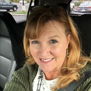 Meet your Posher, Nancy